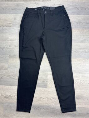 Lane Bryant Black Mid Rise Skinny Jeans - 16 NWT